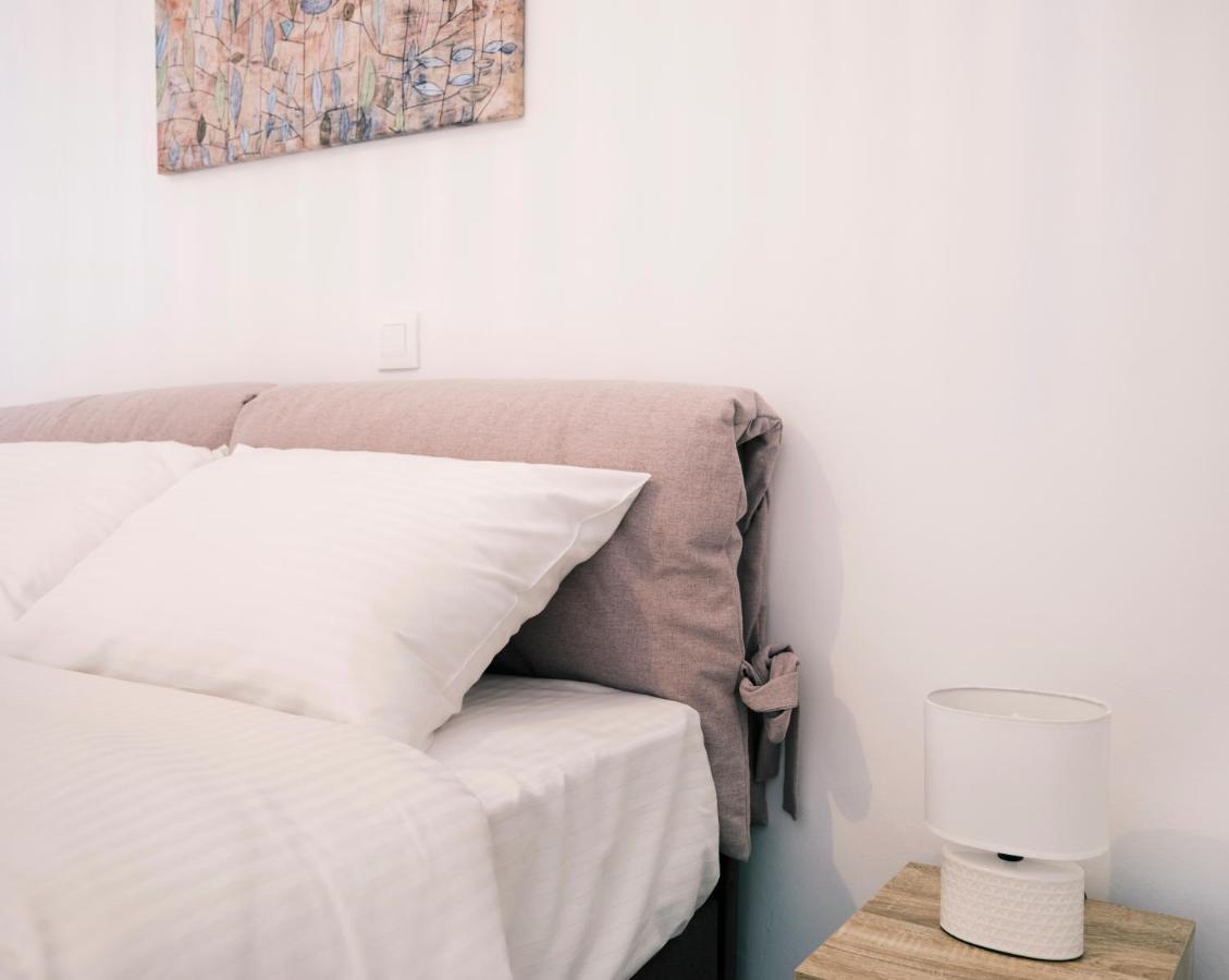 "Under The Olive Tree"- Beautiful Apartment In The Heart Of Athens Ngoại thất bức ảnh
