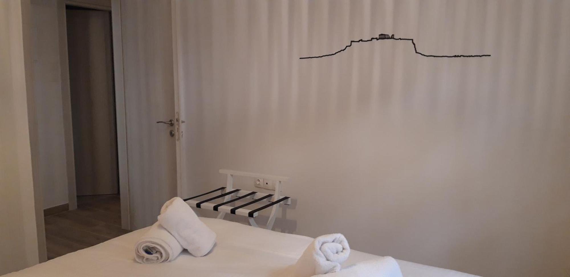 "Under The Olive Tree"- Beautiful Apartment In The Heart Of Athens Ngoại thất bức ảnh